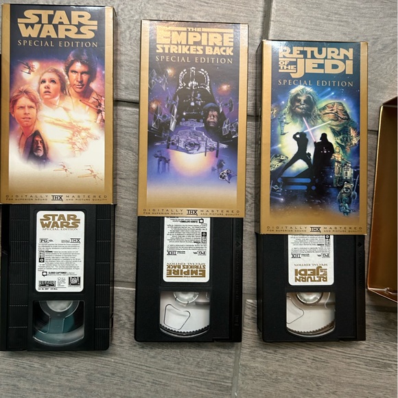 Star Wars Trilogy VHS set gold black collectors item boxed set 3 VHS set Jedi - Picture 8 of 14